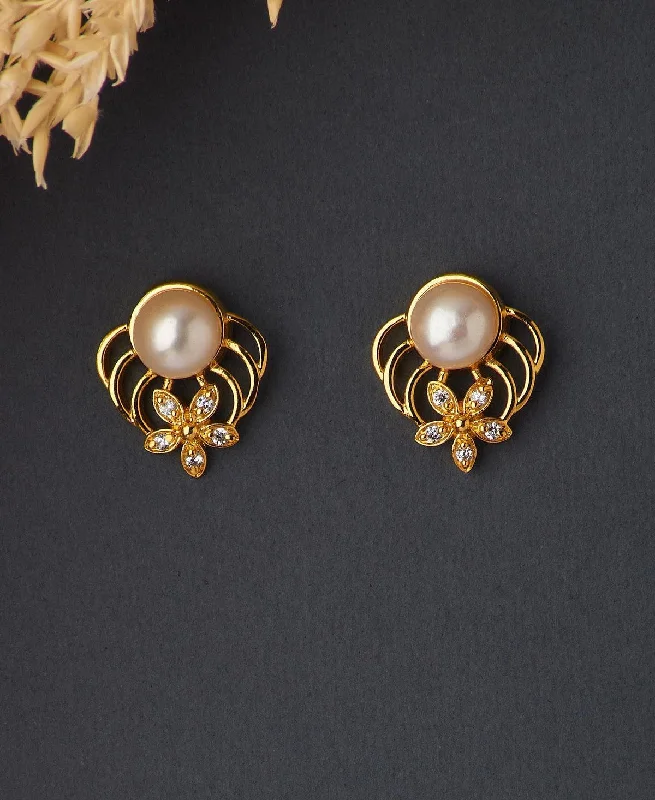 Large Beaded Earrings For Special Events-Floral Stud Pearl Earring