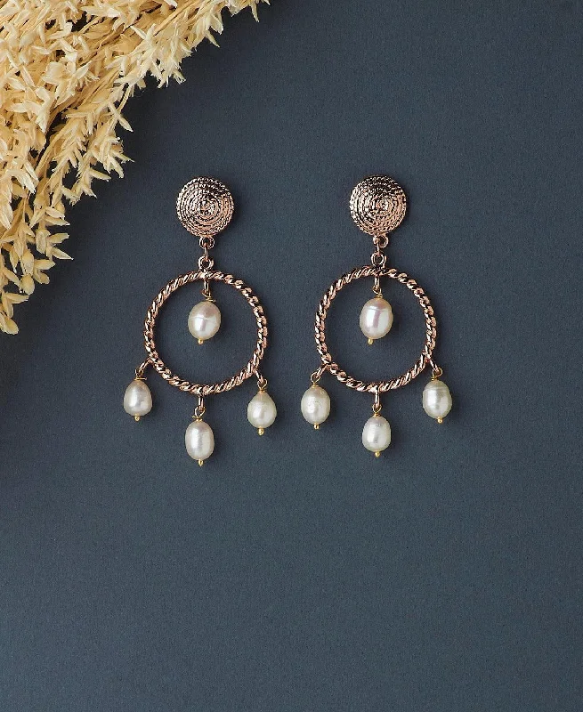 Gold Earrings For Casual Day Wear-Hanging drop pearl Earring