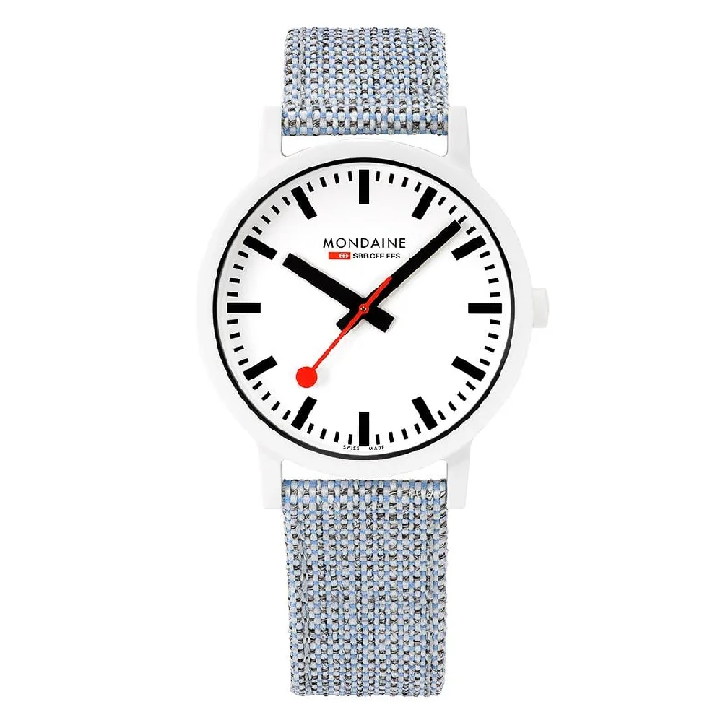 Water-Resistant Watches For Swimming-Mondaine Official Swiss Railways Essence MS1.41110.LD