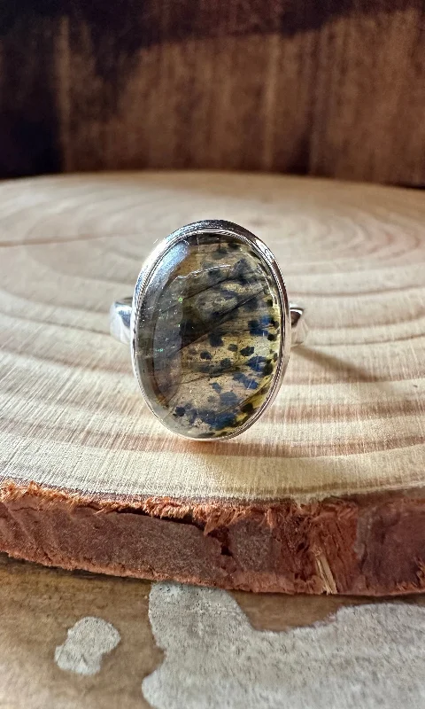 Classic Gold Rings For Engagement Day-MERMAID LABRADORITE Sterling Silver Ring • Size 7