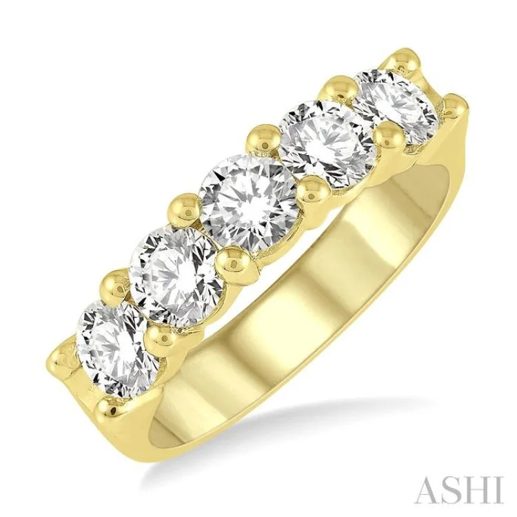 Simple Solitaire Rings For Classic Engagements-1 1/2 ctw 5 Stone Round Cut Diamond Wedding Band in 14K Yellow Gold