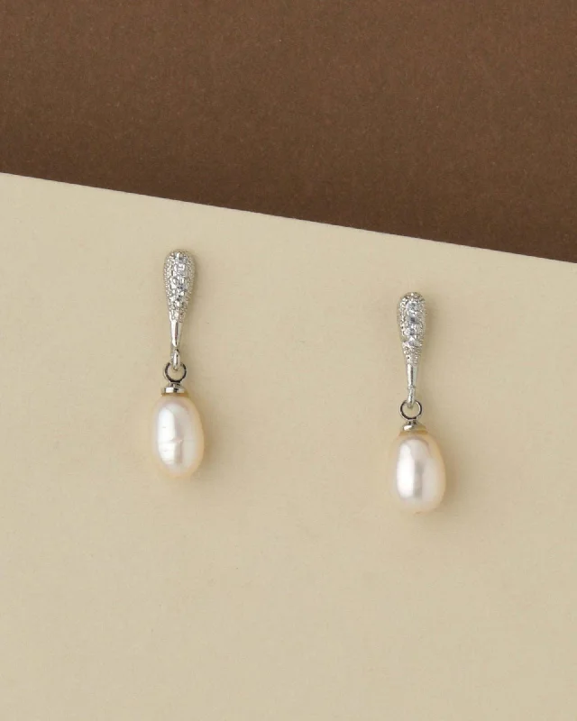 Trendy Earrings With Mixed Materials-Elegant Real Pearl Hang Earring