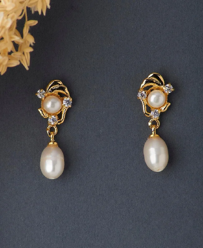 Elegant Hoop Earrings For Anniversary Gifts-Classic Pearl Hanging Earring