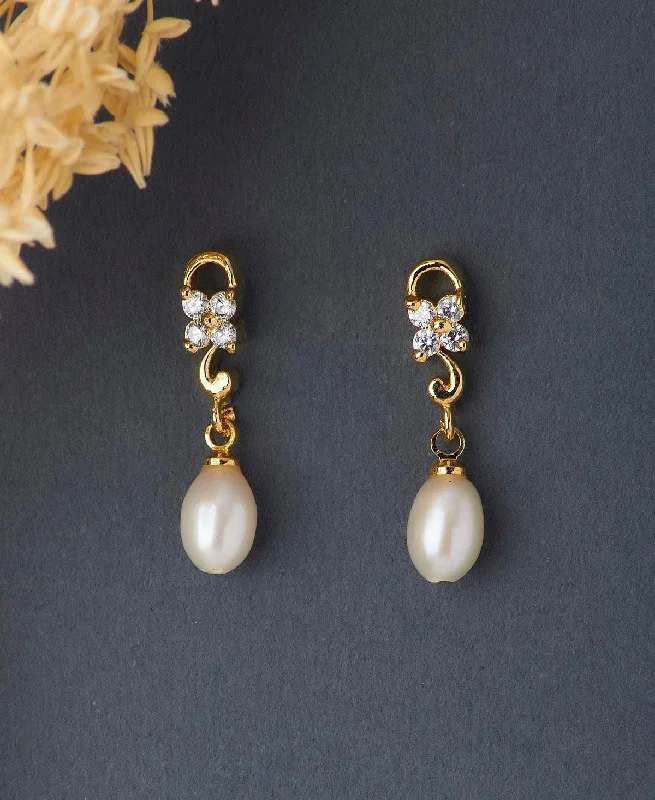 Chic Drop Earrings For Night Out-Pretty Pearl Hanging Earring