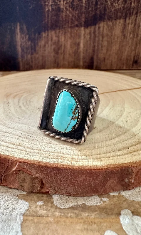 Elegant Wedding Rings For Fashion-Forward Brides-SHADOW BOXING Vintage Silver & Blue Turquoise Shadow Box Ring • Size 9