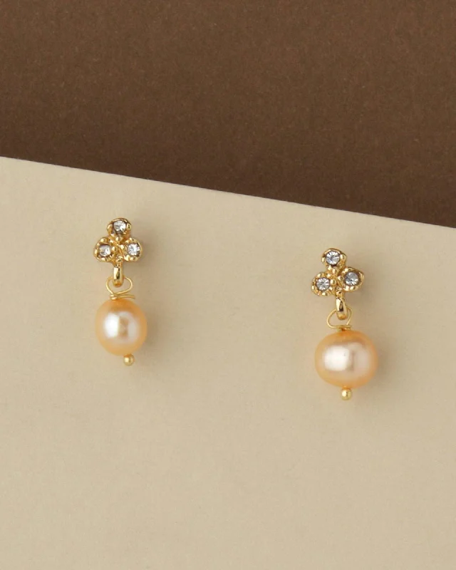 Vintage Gold Earrings For Bridesmaids-Little Pretty Pearl Hang Earring