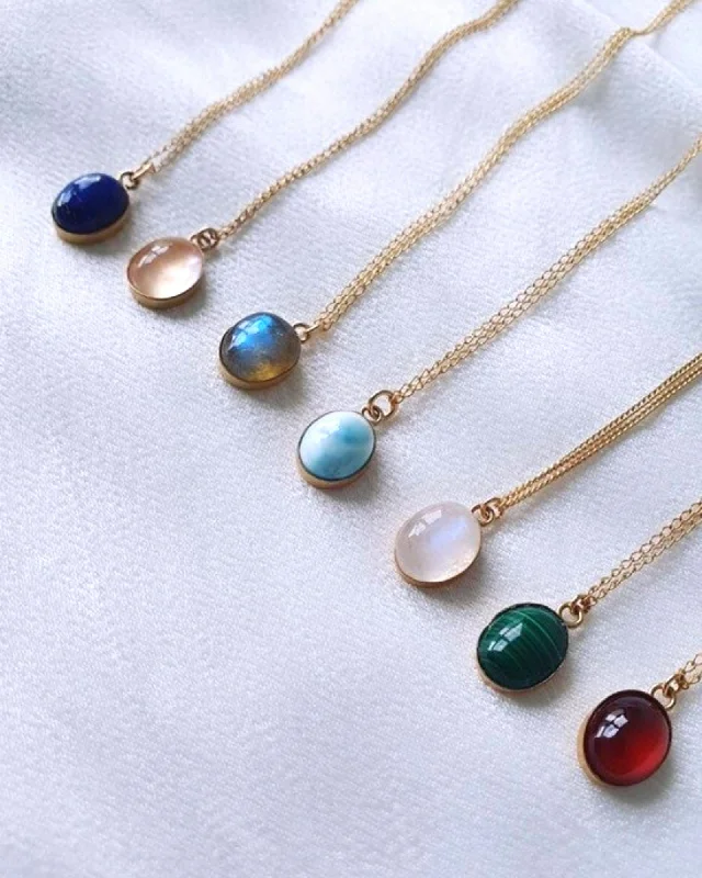 Elegant Gold Necklace For Formal Wear-Gemstone Oval Necklace