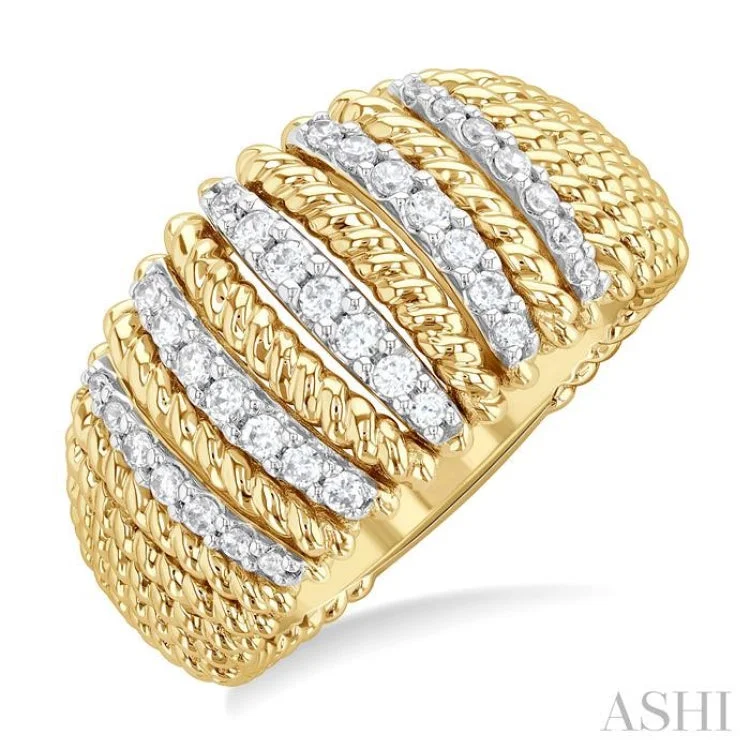 Classic Wedding Rings For Elegant Bridesmaids-1/3 ctw Dome Shape Rope Bead Round Cut Diamond Fashion Ring in 14K Yellow Gold