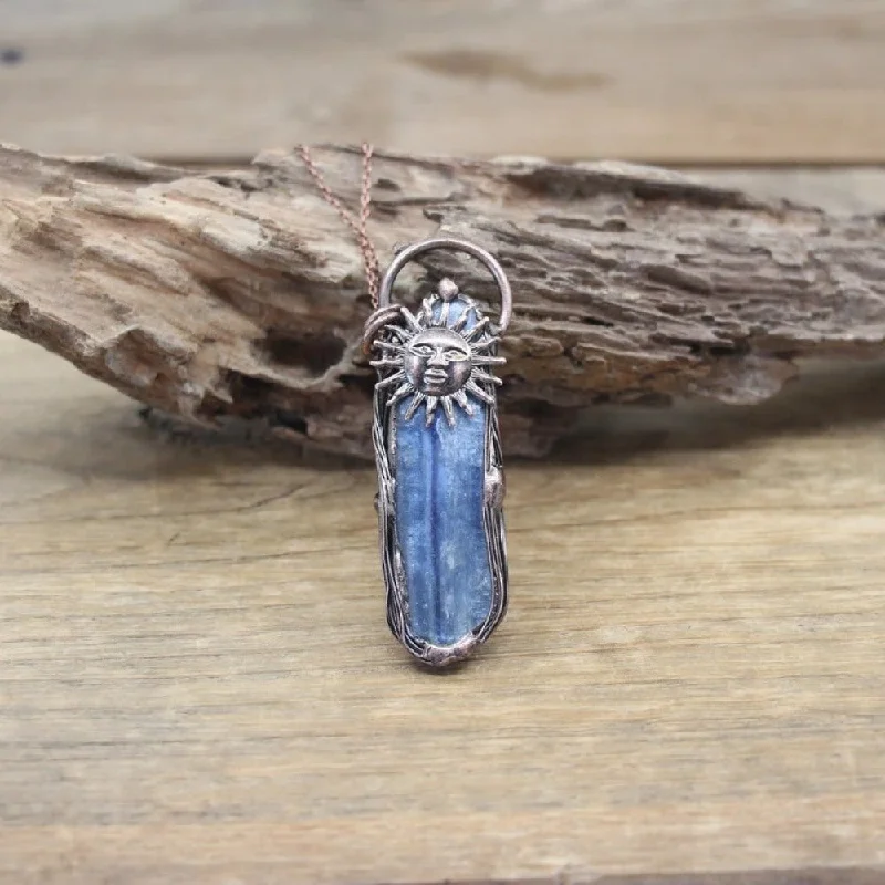 Luxury Gemstone Necklace For Bridesmaids-Blue Kyanite Sun Pendant Necklace