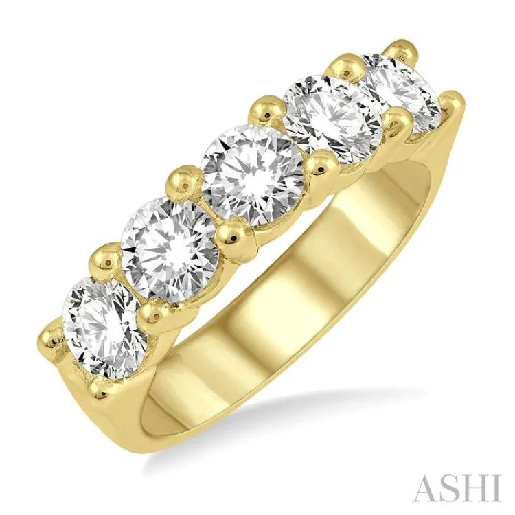 Personalized Wedding Rings For Unique Couples-2 ctw 5 Stone Round Cut Diamond Wedding Band in 14K Yellow Gold