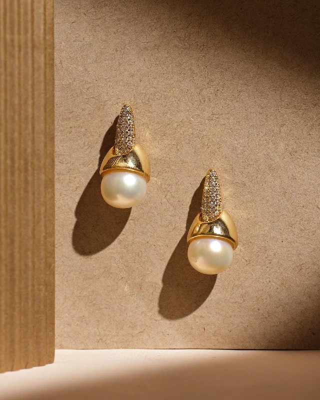 Dainty Earrings For Women With Minimalist Style-Claws Of Destiny Pearl Stud Earring