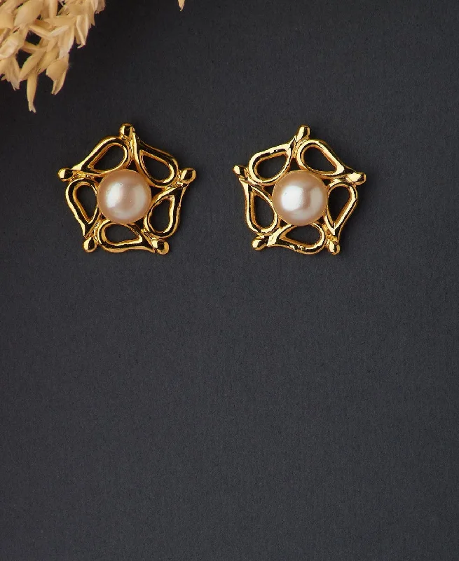 Sparkling Gemstone Earrings For Evening Wear-Flory Pearl Stud Earring