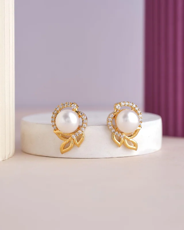 Classic Stud Earrings For Everyday Look-Elegant Stud Pearl Earring