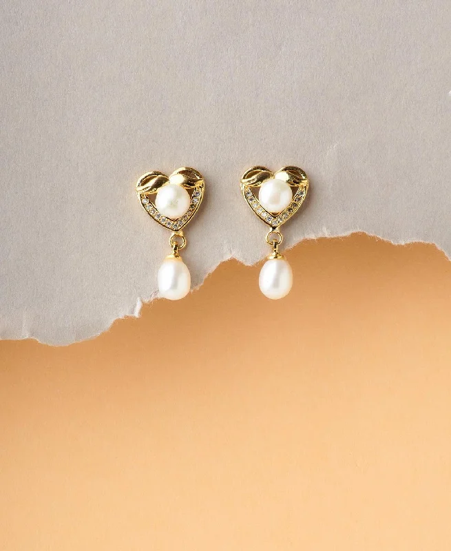 Custom Earrings With Charms For Custom Style-Heart Shaped Pearl Hanging Earring