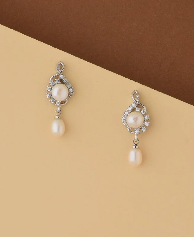 Statement Earrings For Boho Style-Pretty Pearl Hang Earring