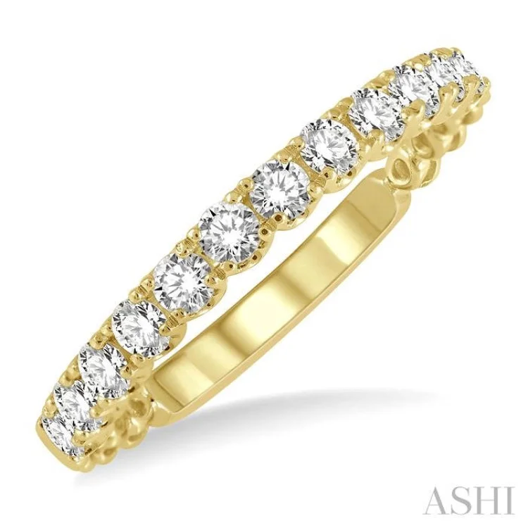 Personalized Gold Engagement Rings For Bridesmaids-1/2 ctw Lattice Round Cut Diamond Wedding Band in 14K Yellow Gold