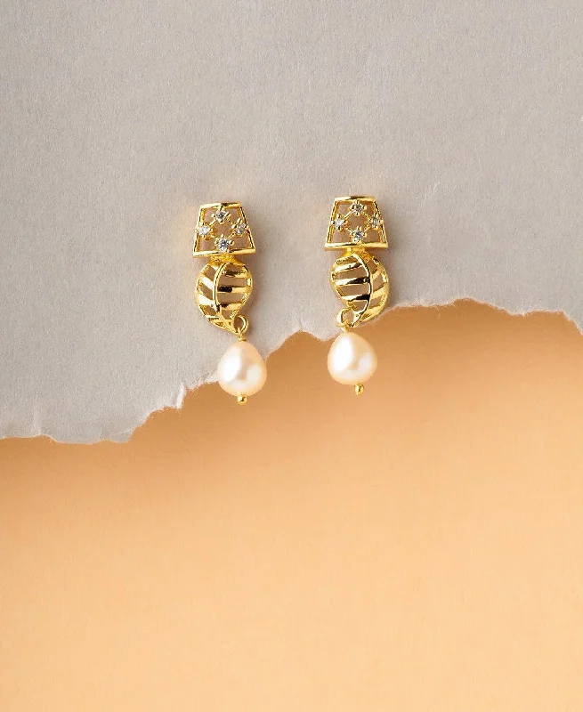 Elegant Gold Earrings For Special Events-Delicate Stone Studded Earring