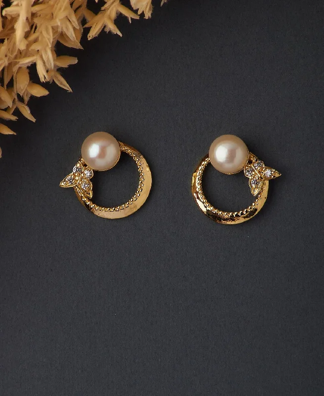 Beautiful Hoop Earrings For Brides-Classic Pearl Stud Earring