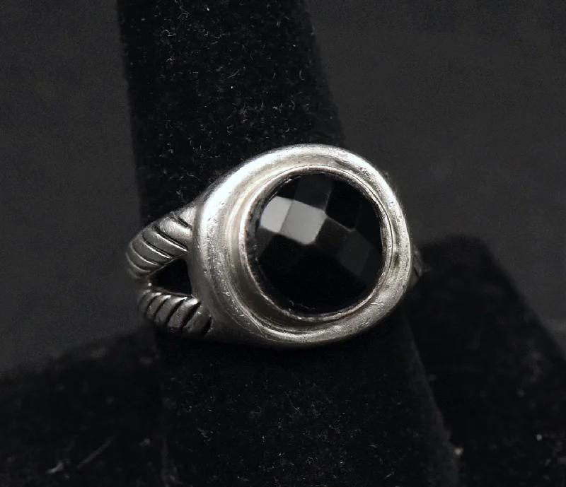 Classic Wedding Bands For Elegant Brides-Vintage Sterling Silver Faux Black Onyx Ring - Size 8.5