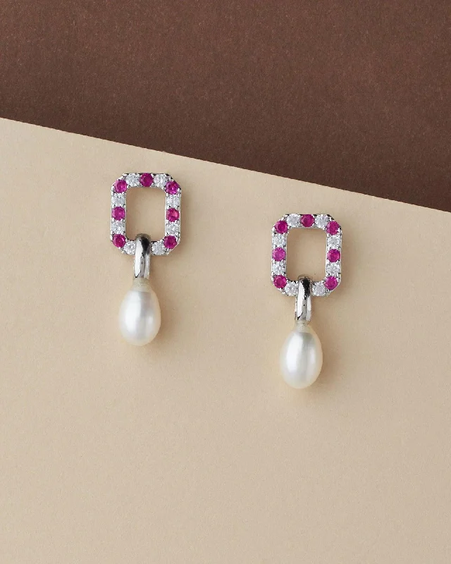 Elegant Earrings With Swarovski Crystals-Classy & Simple Hang Pearl Earring