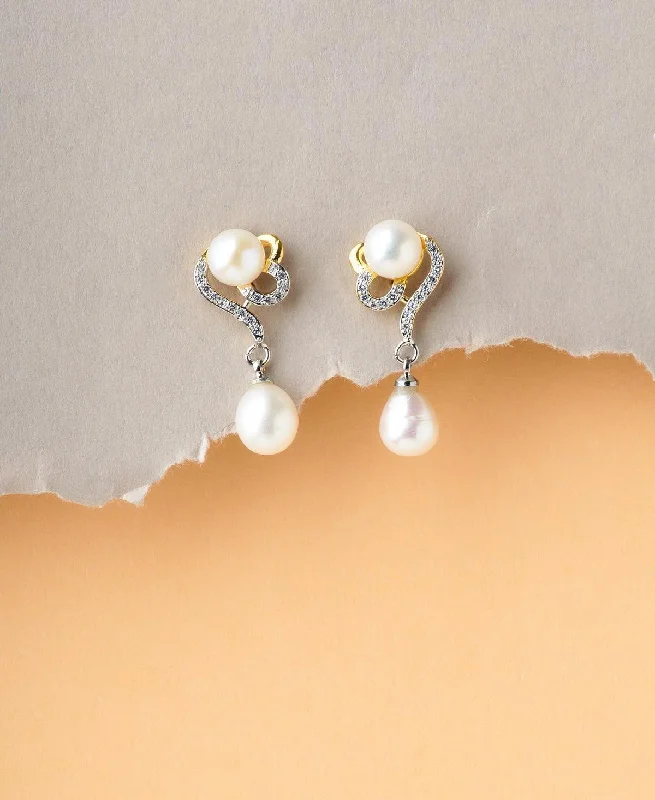 Elegant Gold Earrings For Special Occasions-Elegant Pearl Hanging Earring