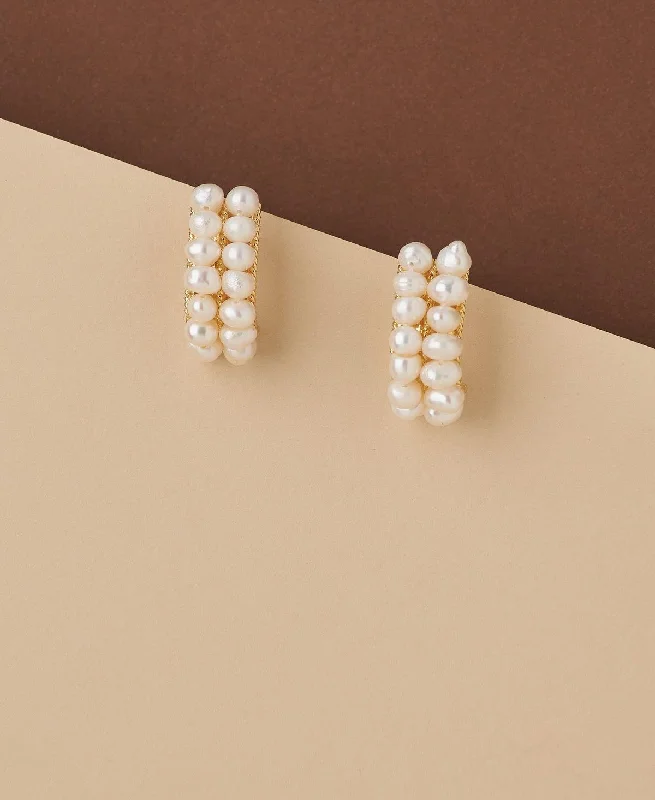 Colorful Earrings For Fashion Lovers-Classy & Simple Stud Pearl Earring