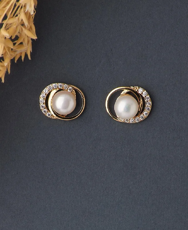 Luxury Diamond Earrings For Engagement-Classic White Stud Pearl Earring