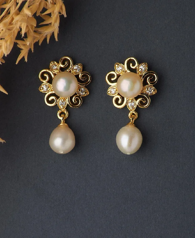 Minimalist Earrings With Pearls For Day Wear-Floral White Pearl Hanging Earring